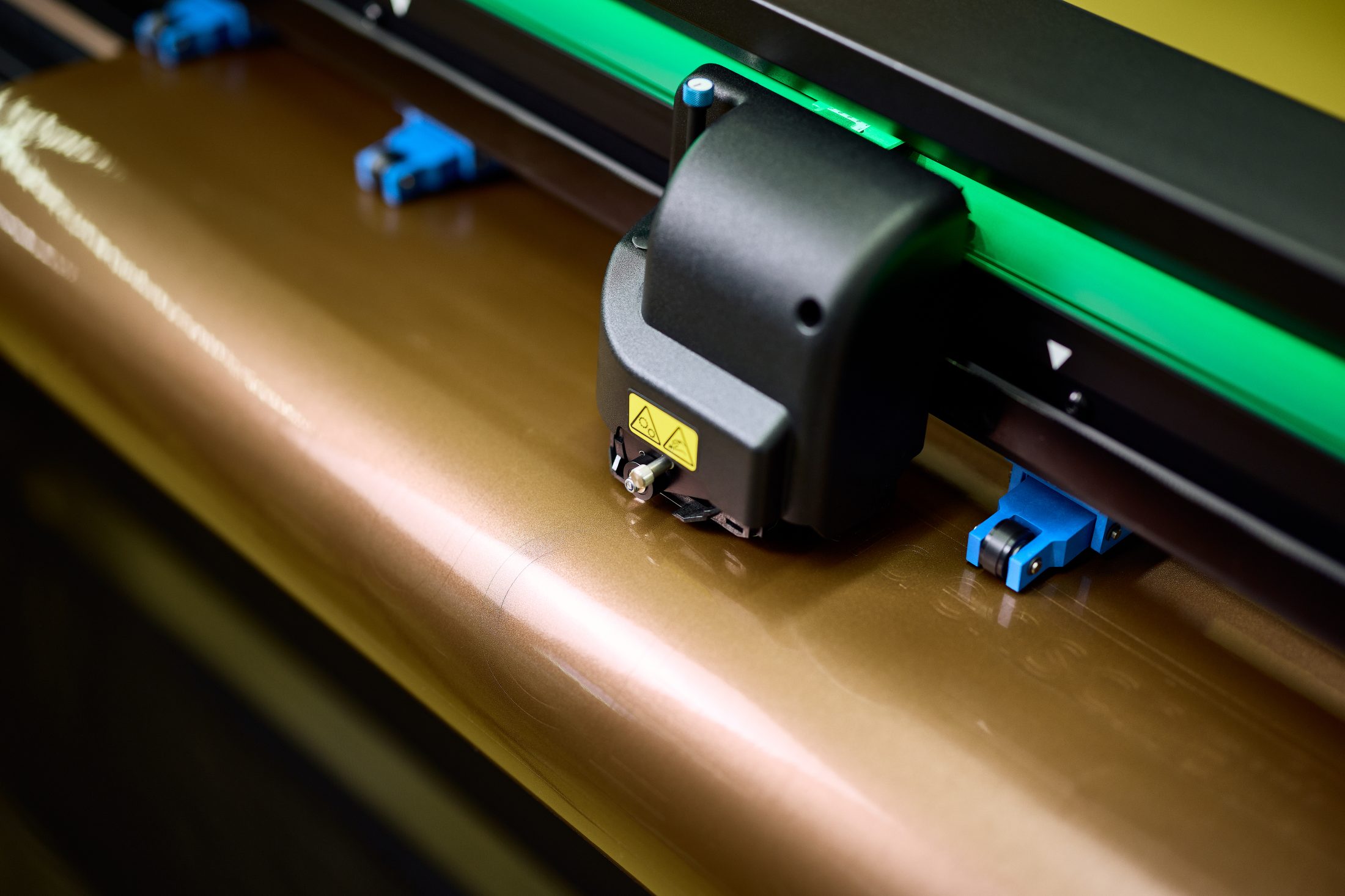 Carkos Werbetechnik, Angebot